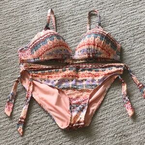 Time and Tru Swim Suit Set